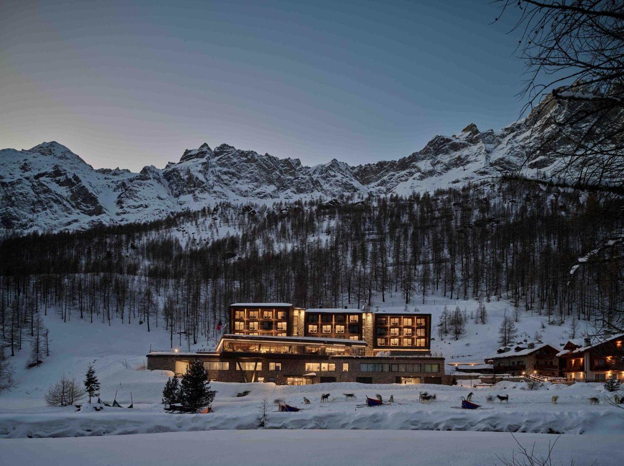 Cervino - Vretreats Hotell Breuil-Cervinia Eksteriør bilde